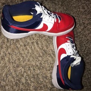 Low top red/white/blue airforce 1